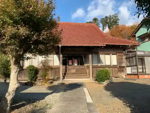 泉龍寺の本殿・本堂
