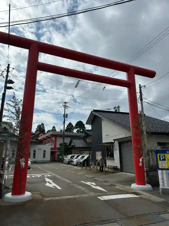 日枝神社の鳥居