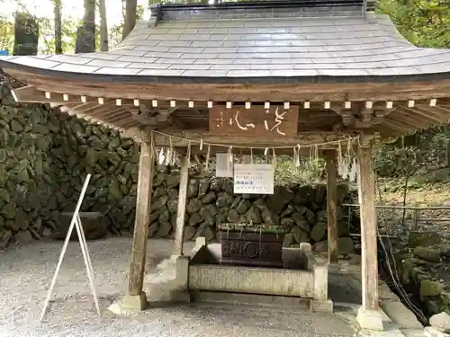 宝登山神社の手水