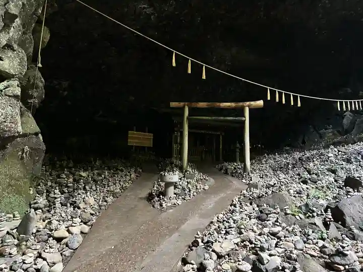 天安河原宮(宮崎県)