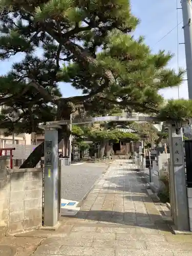 本成寺の本殿・本堂