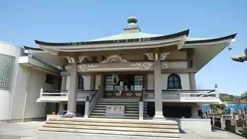 観護寺の本殿・本堂