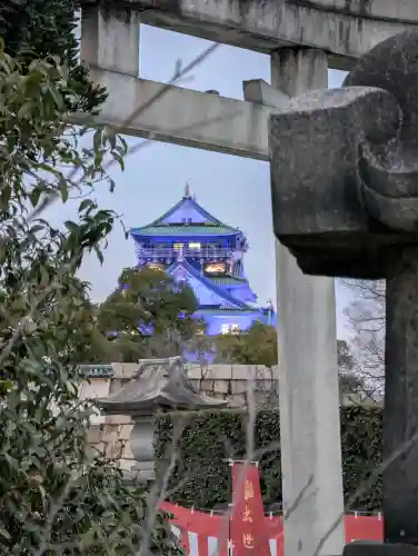 豊國神社の{uncategorized: "未分類", other: "その他", undefined: "問題あり", building: "その他建物", grave: "お墓", sacred_gate: "鳥居", guardian: "狛犬", statue: "像", buddha: "仏像", history: "歴史", nature: "自然", garden: "庭園", animal: "動物", pagoda: "塔", temizu: "手水舎", mountain_gate: "山門・神門", sanctuary: "本殿・本堂", subordinate: "末社・摂社", art: "芸術", scenery: "景色", jizo: "地蔵", ema: "絵馬", goshuin: "御朱印", omikuji: "おみくじ", items: "授与品その他", amulet: "お守り", goshuincho: "御朱印帳", eats: "食事", festival: "お祭り", votive_dance: "神楽", shichigosan: "七五三参", wedding: "結婚式", experience: "体験その他", initially: "初詣", around: "周辺", anti_infection: "感染症対策"}