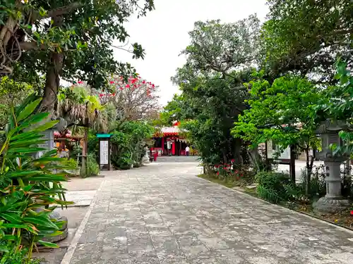 波上宮の建物その他