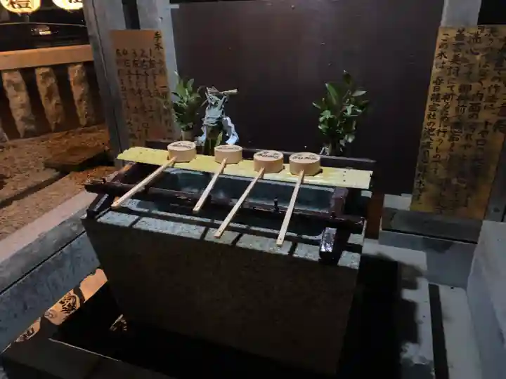 春日神社の手水舎