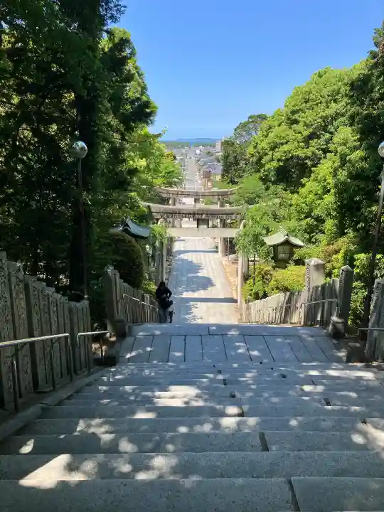 宮地嶽神社の{uncategorized: "未分類", other: "その他", undefined: "問題あり", building: "その他建物", grave: "お墓", sacred_gate: "鳥居", guardian: "狛犬", statue: "像", buddha: "仏像", history: "歴史", nature: "自然", garden: "庭園", animal: "動物", pagoda: "塔", temizu: "手水舎", mountain_gate: "山門・神門", sanctuary: "本殿・本堂", subordinate: "末社・摂社", art: "芸術", scenery: "景色", jizo: "地蔵", ema: "絵馬", goshuin: "御朱印", omikuji: "おみくじ", items: "授与品その他", amulet: "お守り", goshuincho: "御朱印帳", eats: "食事", festival: "お祭り", votive_dance: "神楽", shichigosan: "七五三参", wedding: "結婚式", experience: "体験その他", initially: "初詣", around: "周辺", anti_infection: "感染症対策"}