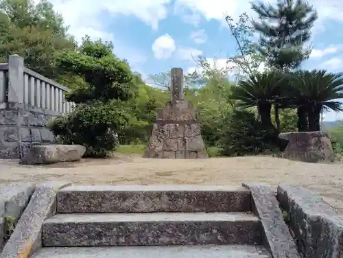 大宮八幡神社の末社・摂社