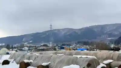 古峠の庚申塚（塔）の{uncategorized: "未分類", other: "その他", undefined: "問題あり", building: "その他建物", grave: "お墓", sacred_gate: "鳥居", guardian: "狛犬", statue: "像", buddha: "仏像", history: "歴史", nature: "自然", garden: "庭園", animal: "動物", pagoda: "塔", temizu: "手水舎", mountain_gate: "山門・神門", sanctuary: "本殿・本堂", subordinate: "末社・摂社", art: "芸術", scenery: "景色", jizo: "地蔵", ema: "絵馬", goshuin: "御朱印", omikuji: "おみくじ", items: "授与品その他", amulet: "お守り", goshuincho: "御朱印帳", eats: "食事", festival: "お祭り", votive_dance: "神楽", shichigosan: "七五三参", wedding: "結婚式", experience: "体験その他", initially: "初詣", around: "周辺", anti_infection: "感染症対策"}