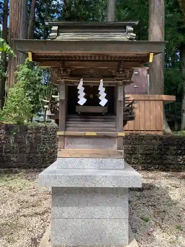 北口本宮冨士浅間神社の末社・摂社