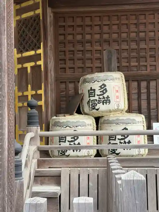 日吉神社の{uncategorized: "未分類", other: "その他", undefined: "問題あり", building: "その他建物", grave: "お墓", sacred_gate: "鳥居", guardian: "狛犬", statue: "像", buddha: "仏像", history: "歴史", nature: "自然", garden: "庭園", animal: "動物", pagoda: "塔", temizu: "手水舎", mountain_gate: "山門・神門", sanctuary: "本殿・本堂", subordinate: "末社・摂社", art: "芸術", scenery: "景色", jizo: "地蔵", ema: "絵馬", goshuin: "御朱印", omikuji: "おみくじ", items: "授与品その他", amulet: "お守り", goshuincho: "御朱印帳", eats: "食事", festival: "お祭り", votive_dance: "神楽", shichigosan: "七五三参", wedding: "結婚式", experience: "体験その他", initially: "初詣", around: "周辺", anti_infection: "感染症対策"}