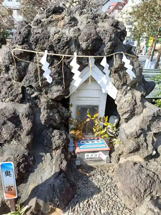 鳩森八幡神社の末社・摂社