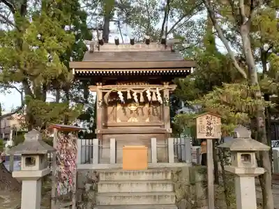 市原稲荷神社の末社・摂社