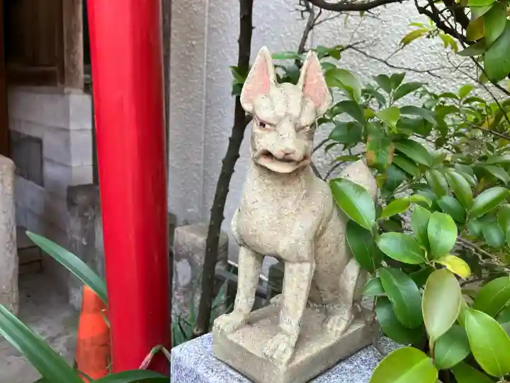 丸山稲荷大明神の{uncategorized: "未分類", other: "その他", undefined: "問題あり", building: "その他建物", grave: "お墓", sacred_gate: "鳥居", guardian: "狛犬", statue: "像", buddha: "仏像", history: "歴史", nature: "自然", garden: "庭園", animal: "動物", pagoda: "塔", temizu: "手水舎", mountain_gate: "山門・神門", sanctuary: "本殿・本堂", subordinate: "末社・摂社", art: "芸術", scenery: "景色", jizo: "地蔵", ema: "絵馬", goshuin: "御朱印", omikuji: "おみくじ", items: "授与品その他", amulet: "お守り", goshuincho: "御朱印帳", eats: "食事", festival: "お祭り", votive_dance: "神楽", shichigosan: "七五三参", wedding: "結婚式", experience: "体験その他", initially: "初詣", around: "周辺", anti_infection: "感染症対策"}