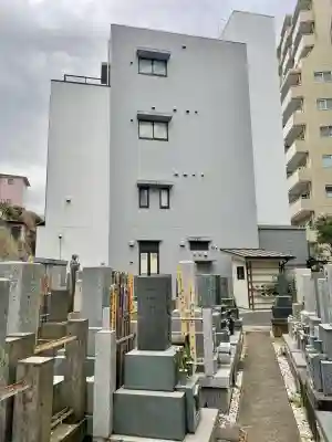 圓乘寺の{uncategorized: "未分類", other: "その他", undefined: "問題あり", building: "その他建物", grave: "お墓", sacred_gate: "鳥居", guardian: "狛犬", statue: "像", buddha: "仏像", history: "歴史", nature: "自然", garden: "庭園", animal: "動物", pagoda: "塔", temizu: "手水舎", mountain_gate: "山門・神門", sanctuary: "本殿・本堂", subordinate: "末社・摂社", art: "芸術", scenery: "景色", jizo: "地蔵", ema: "絵馬", goshuin: "御朱印", omikuji: "おみくじ", items: "授与品その他", amulet: "お守り", goshuincho: "御朱印帳", eats: "食事", festival: "お祭り", votive_dance: "神楽", shichigosan: "七五三参", wedding: "結婚式", experience: "体験その他", initially: "初詣", around: "周辺", anti_infection: "感染症対策"}