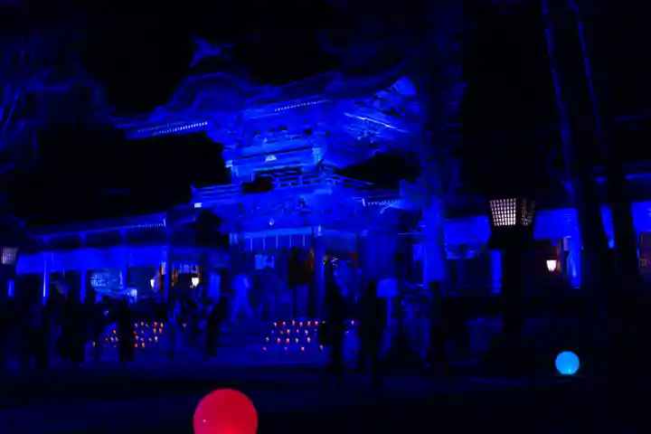 諏訪大社下社秋宮(長野県)