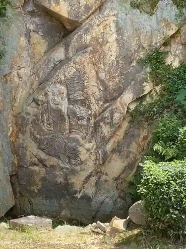 恩徳寺古立石不動明王(岡山県)