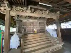 加太春日神社の本殿