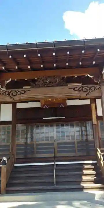 西徳寺の本殿・本堂