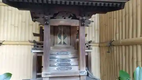 白藤大神（春日神社境外末社）の本殿・本堂