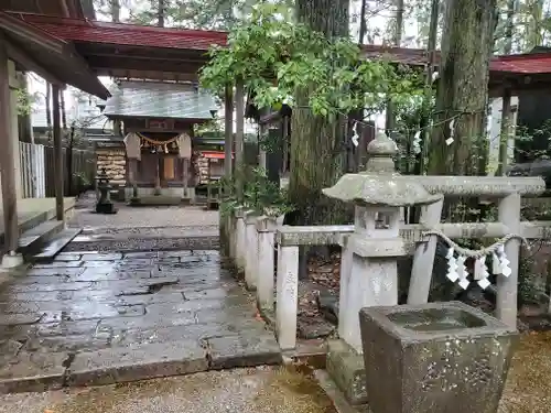 黒磯神社の末社・摂社