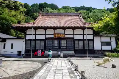 満正寺の本殿・本堂