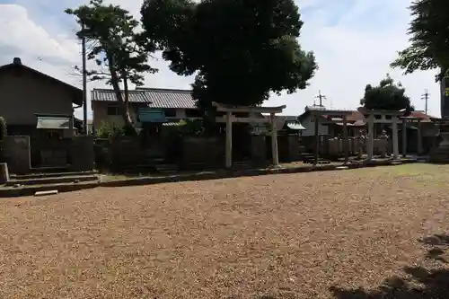 春日若宮神社の末社