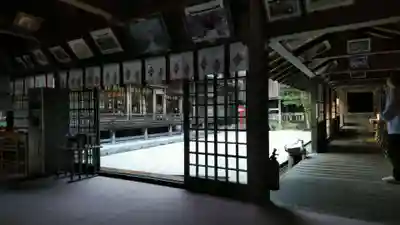 新田神社の本殿・本堂