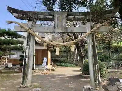 亀井神社の鳥居