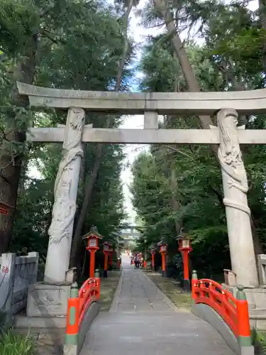 馬橋稲荷神社の鳥居