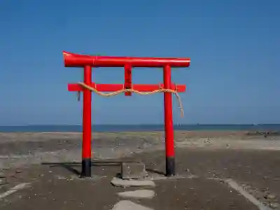 大魚神社の{uncategorized: "未分類", other: "その他", undefined: "問題あり", building: "その他建物", grave: "お墓", sacred_gate: "鳥居", guardian: "狛犬", statue: "像", buddha: "仏像", history: "歴史", nature: "自然", garden: "庭園", animal: "動物", pagoda: "塔", temizu: "手水舎", mountain_gate: "山門・神門", sanctuary: "本殿・本堂", subordinate: "末社・摂社", art: "芸術", scenery: "景色", jizo: "地蔵", ema: "絵馬", goshuin: "御朱印", omikuji: "おみくじ", items: "授与品その他", amulet: "お守り", goshuincho: "御朱印帳", eats: "食事", festival: "お祭り", votive_dance: "神楽", shichigosan: "七五三参", wedding: "結婚式", experience: "体験その他", initially: "初詣", around: "周辺", anti_infection: "感染症対策"}