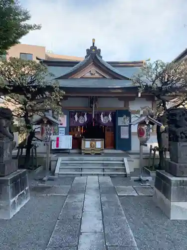 穏田神社の本殿・本堂