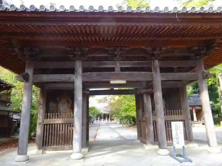 渡岸寺観音堂(向源寺)(滋賀県)