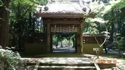 元三大師安楽寺の山門・神門