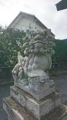 高田神社の狛犬