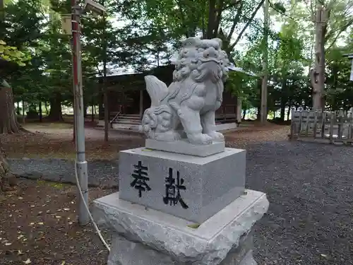 旭川神社の狛犬