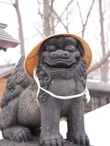 札幌諏訪神社の狛犬