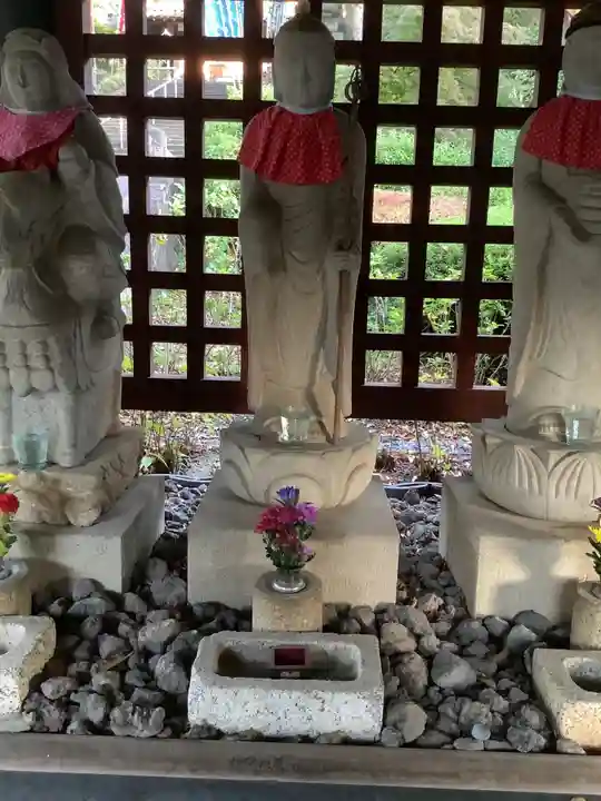 八事山 興正寺の地蔵