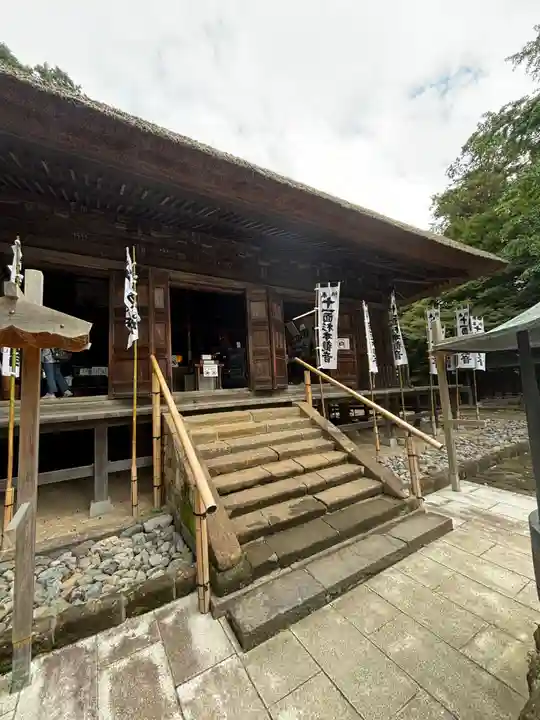 杉本寺の本殿・本堂
