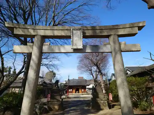 上戸田氷川神社の鳥居