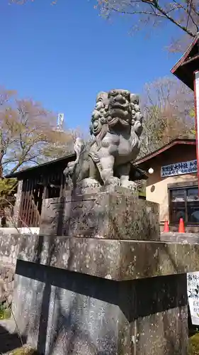 熊野皇大神社の狛犬