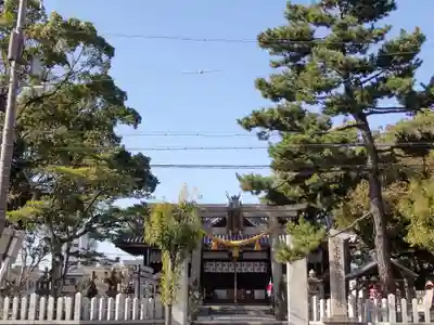 止止呂支比売命神社の鳥居