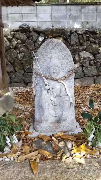 亀の瀬龍王社(大阪府)