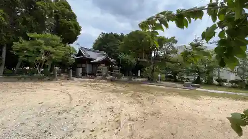 原古賀熊野神社の建物その他