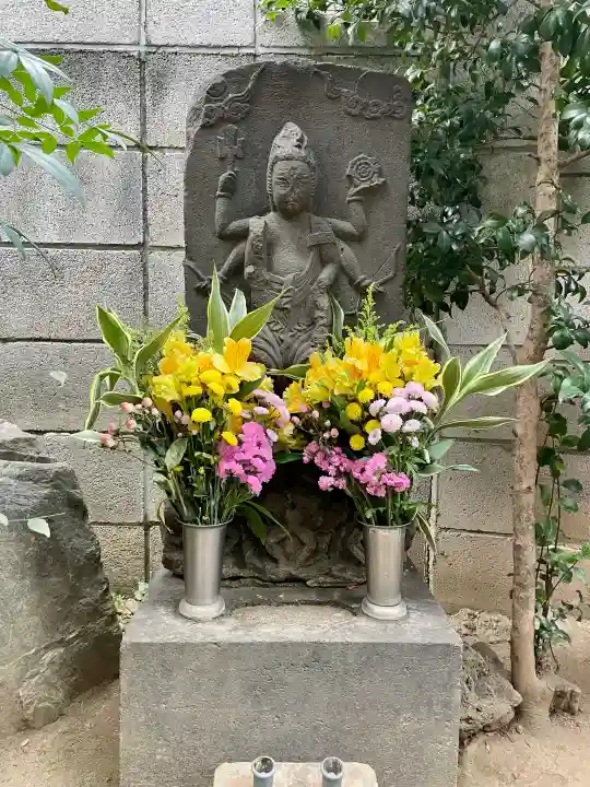 圓乘寺の{uncategorized: "未分類", other: "その他", undefined: "問題あり", building: "その他建物", grave: "お墓", sacred_gate: "鳥居", guardian: "狛犬", statue: "像", buddha: "仏像", history: "歴史", nature: "自然", garden: "庭園", animal: "動物", pagoda: "塔", temizu: "手水舎", mountain_gate: "山門・神門", sanctuary: "本殿・本堂", subordinate: "末社・摂社", art: "芸術", scenery: "景色", jizo: "地蔵", ema: "絵馬", goshuin: "御朱印", omikuji: "おみくじ", items: "授与品その他", amulet: "お守り", goshuincho: "御朱印帳", eats: "食事", festival: "お祭り", votive_dance: "神楽", shichigosan: "七五三参", wedding: "結婚式", experience: "体験その他", initially: "初詣", around: "周辺", anti_infection: "感染症対策"}