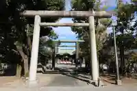溝旗神社(肇國神社)の鳥居