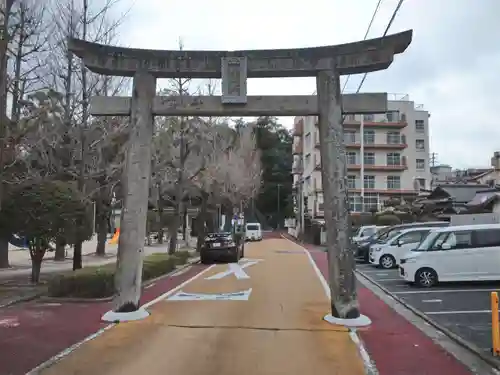 到津八幡神社の鳥居