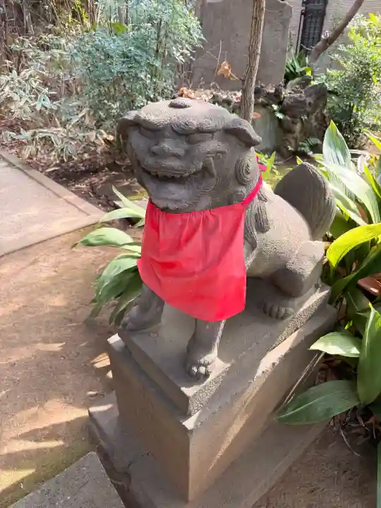 鹿嶋神社の{uncategorized: "未分類", other: "その他", undefined: "問題あり", building: "その他建物", grave: "お墓", sacred_gate: "鳥居", guardian: "狛犬", statue: "像", buddha: "仏像", history: "歴史", nature: "自然", garden: "庭園", animal: "動物", pagoda: "塔", temizu: "手水舎", mountain_gate: "山門・神門", sanctuary: "本殿・本堂", subordinate: "末社・摂社", art: "芸術", scenery: "景色", jizo: "地蔵", ema: "絵馬", goshuin: "御朱印", omikuji: "おみくじ", items: "授与品その他", amulet: "お守り", goshuincho: "御朱印帳", eats: "食事", festival: "お祭り", votive_dance: "神楽", shichigosan: "七五三参", wedding: "結婚式", experience: "体験その他", initially: "初詣", around: "周辺", anti_infection: "感染症対策"}