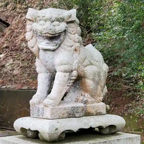 櫛比神社の狛犬