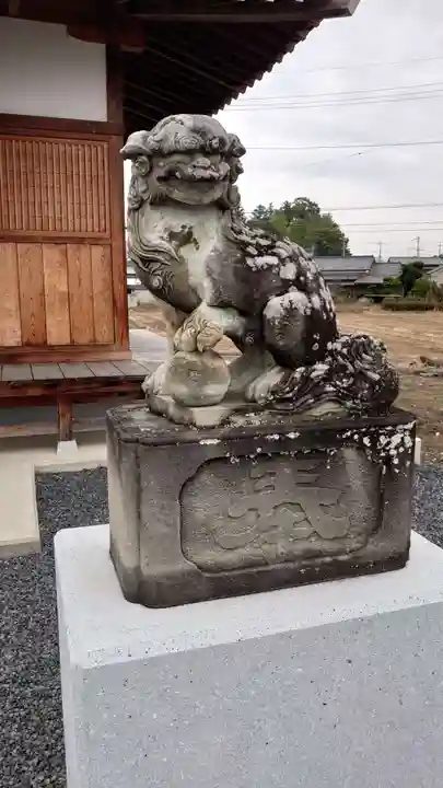 星宮神社(赤見町)の狛犬