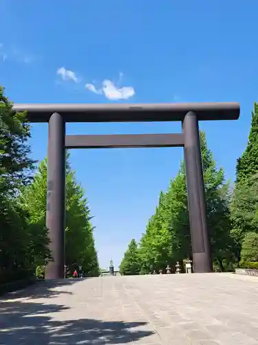 靖國神社の鳥居